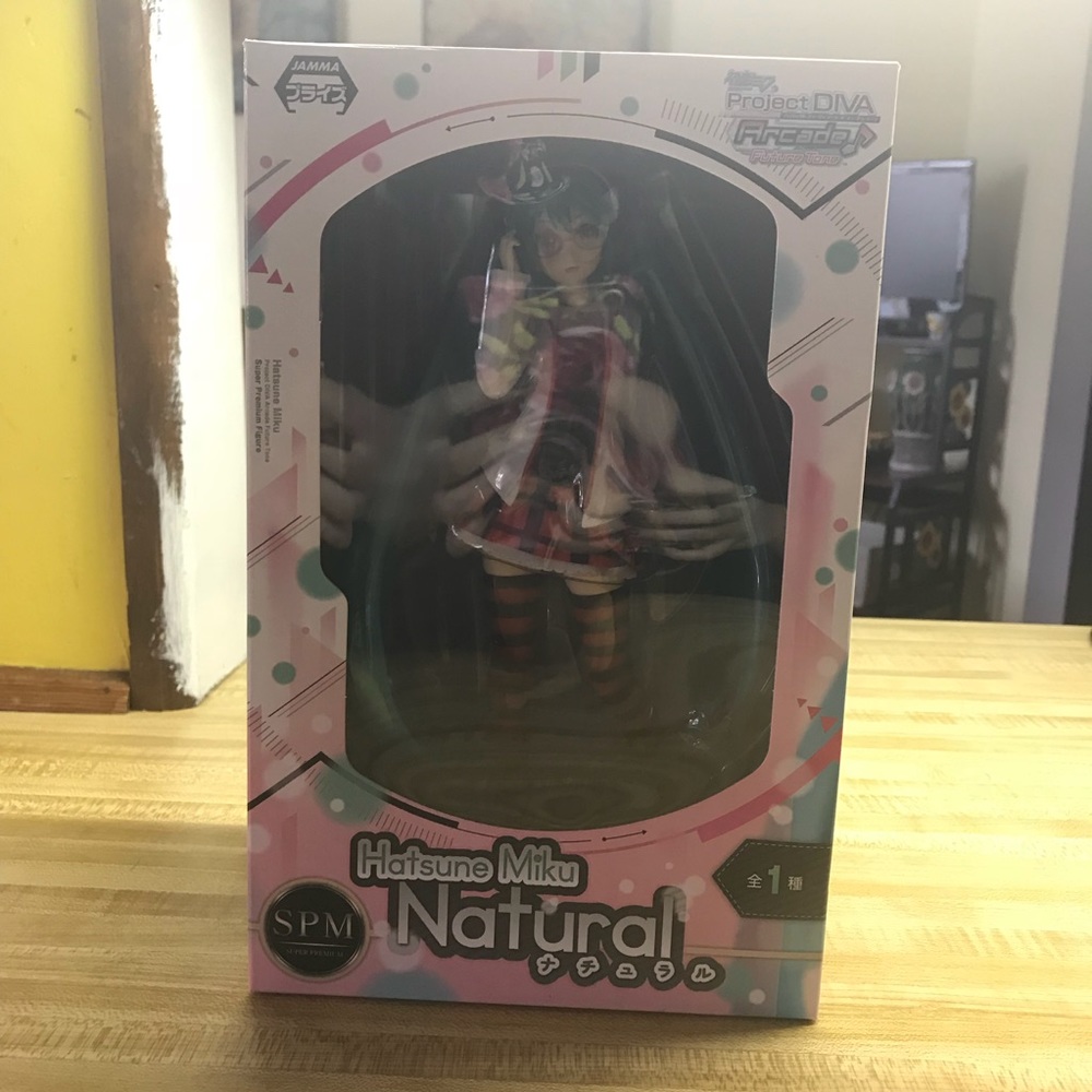 Hatsune Miku Project Diva Natural Prize Figure